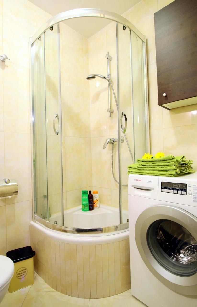 Mki Apartments - Rondo Onz Warsaw Luaran gambar